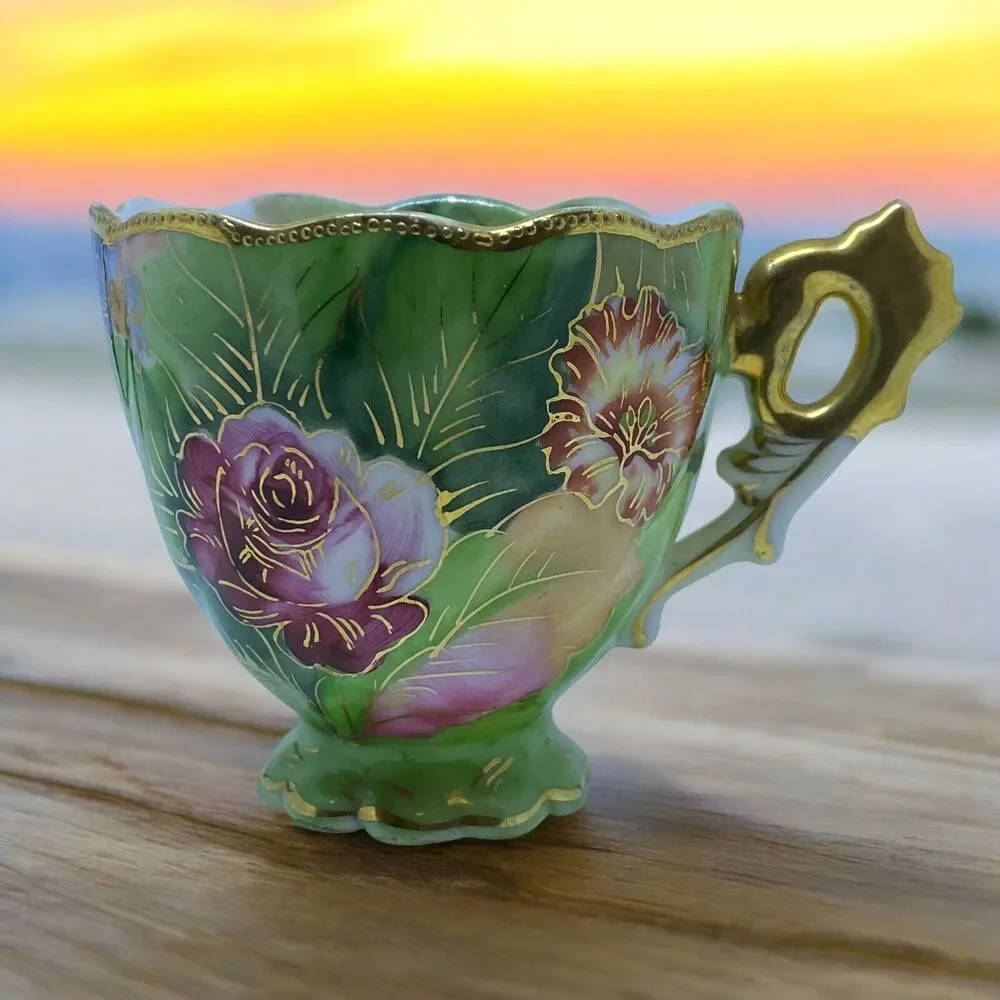 Vtg Chubu China Tea Cup Occupied Japan Gold Trim Footed Rose Floral‎ Demitasse